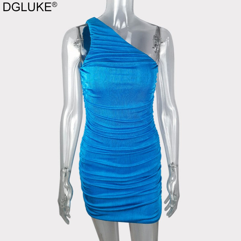 Vestido Curto Assimétrico com Franzido