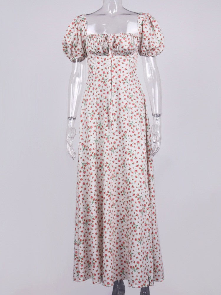 Vestido Romântico com Decote Quadrado e Babados